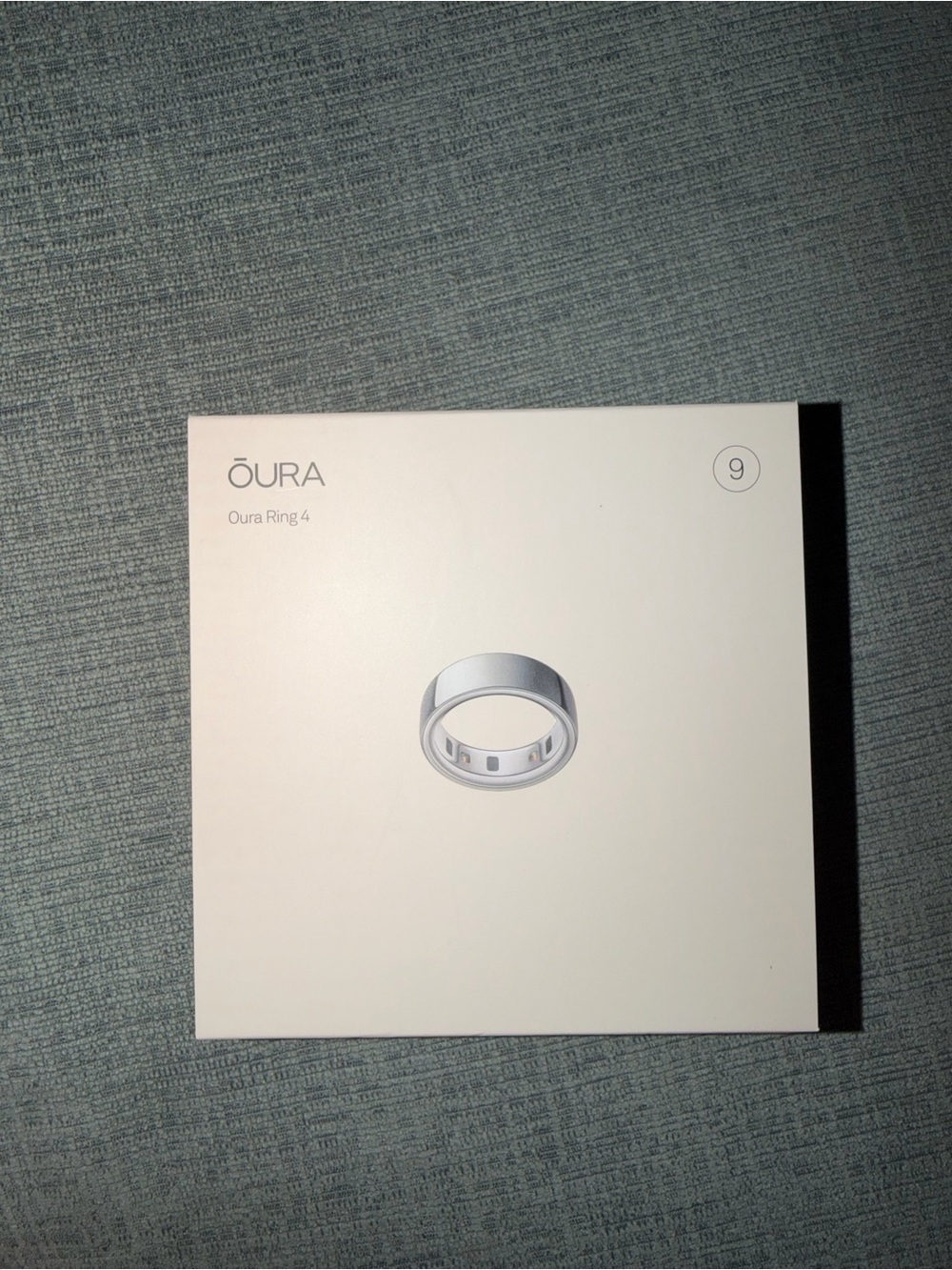 Oura Ring 4 Silver - New and Sealed